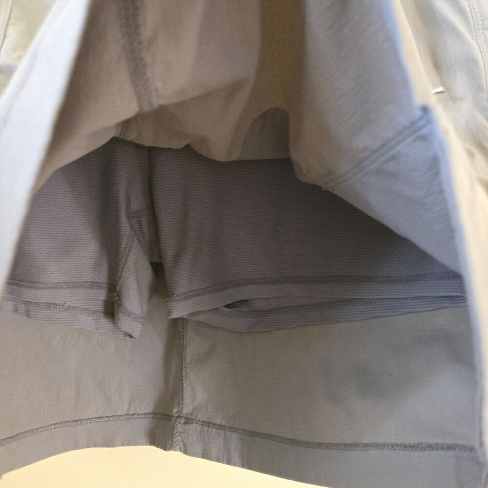 Athleta Trekkie Silver Gray/Taupe Skort Cargo Pockets Size 10 - Picture 6 of 7